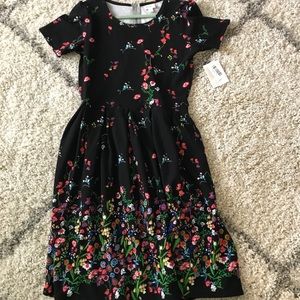 Lularoe Black Floral Dipped Amelia XL